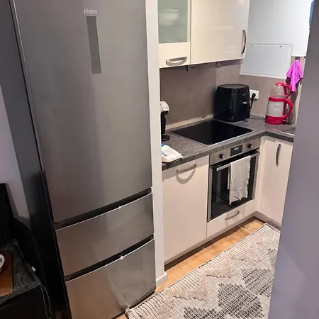 2-zimmer-apartment Fuer 4 Personen Apartman *